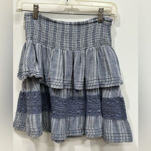 Elan tiered skirt- size medium